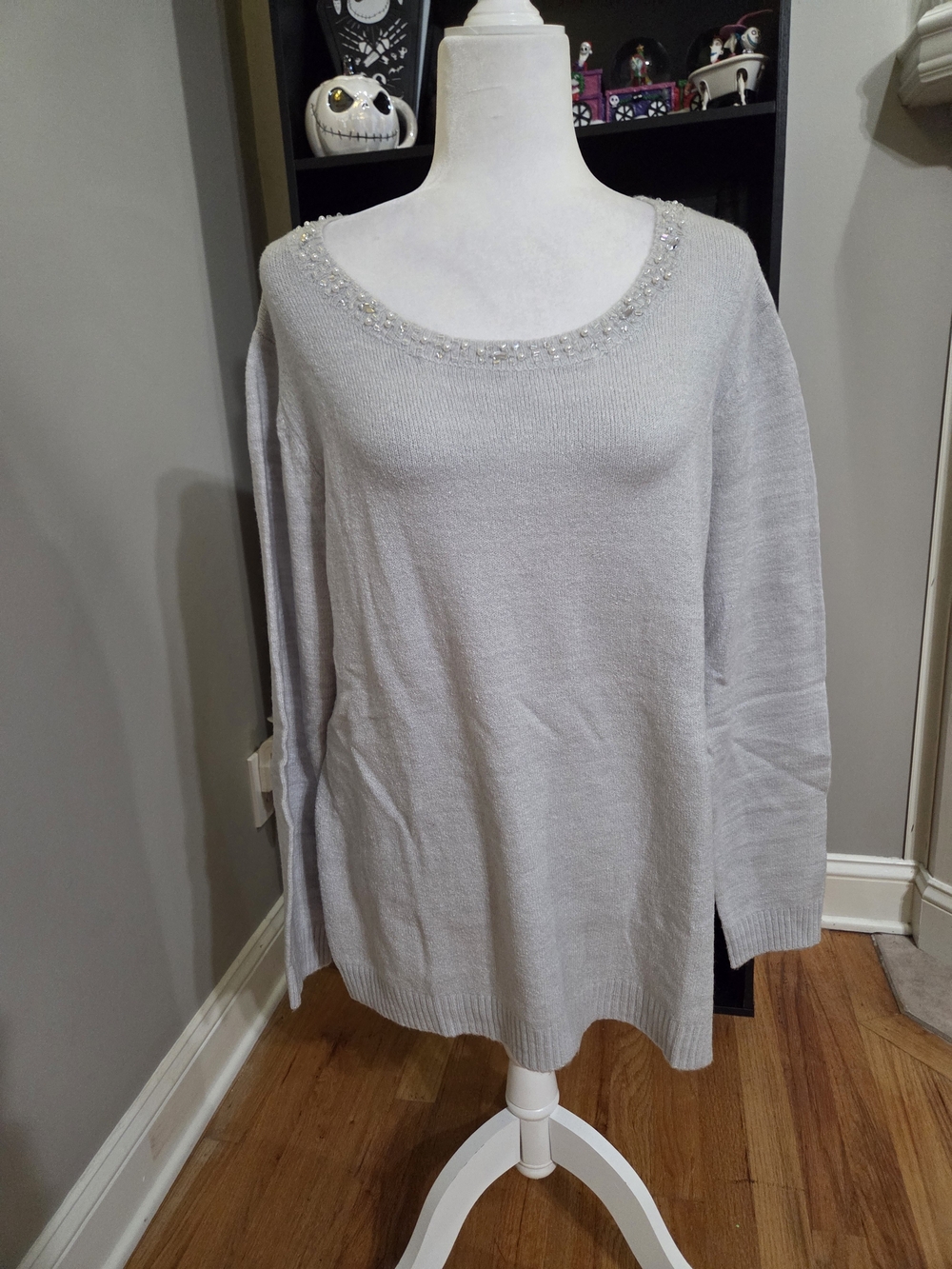 Style & Co. Light Gray Scoop Neck Embellished Knit Sweater